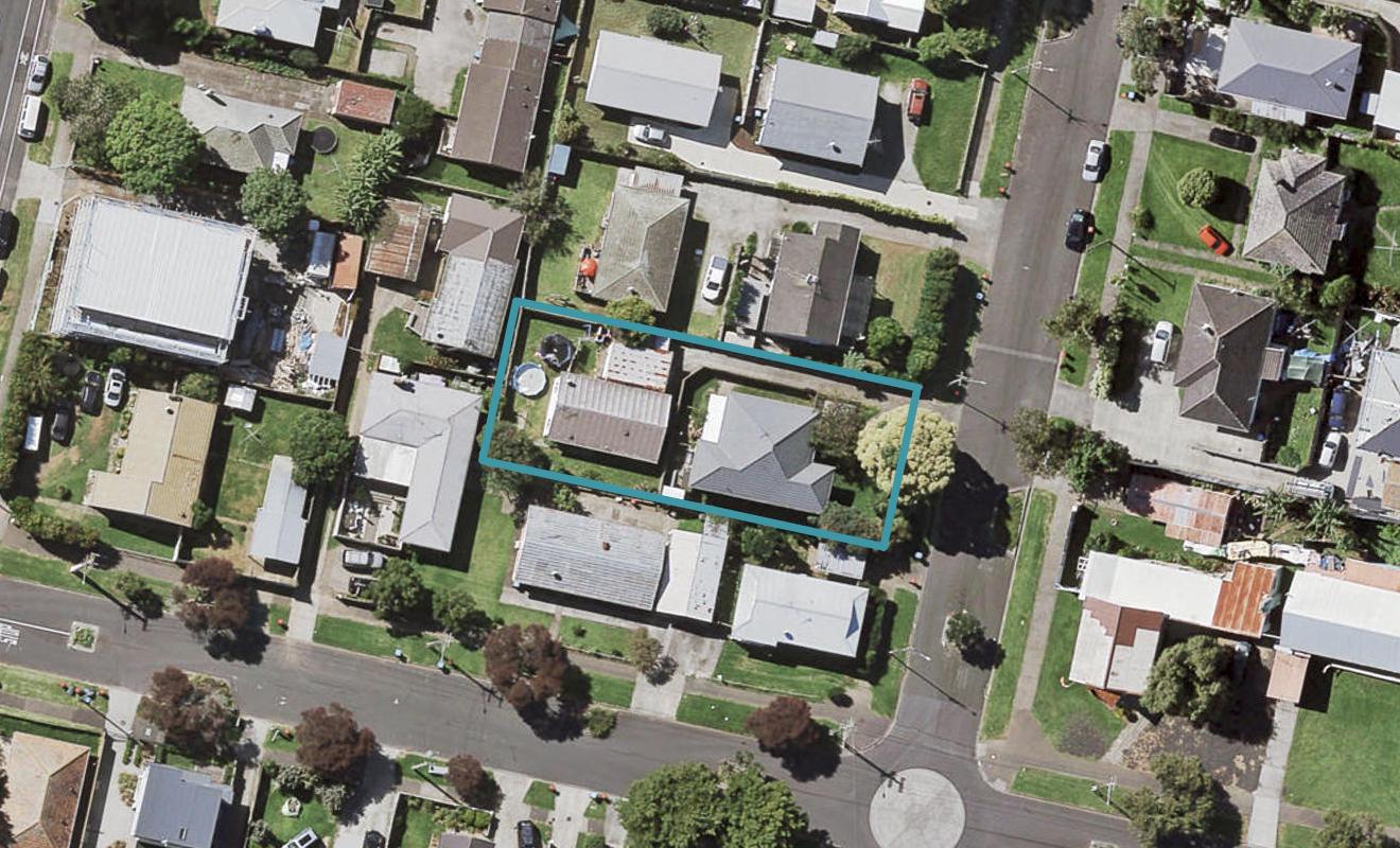 25B Ropata Avenue, Point England, Auckland - Carousel 1