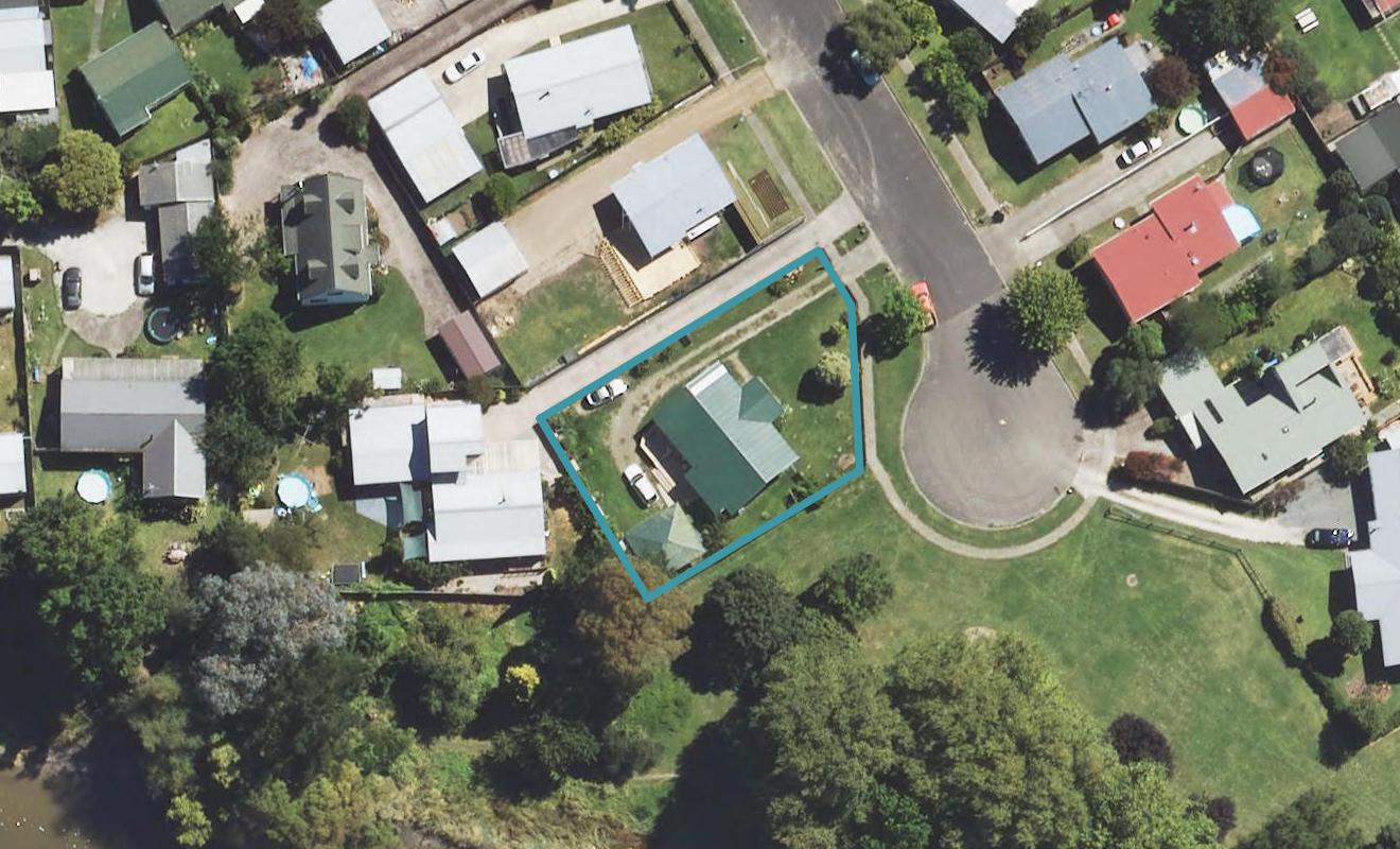 19 Loisel Street, Riverdale, Gisborne - Carousel 1