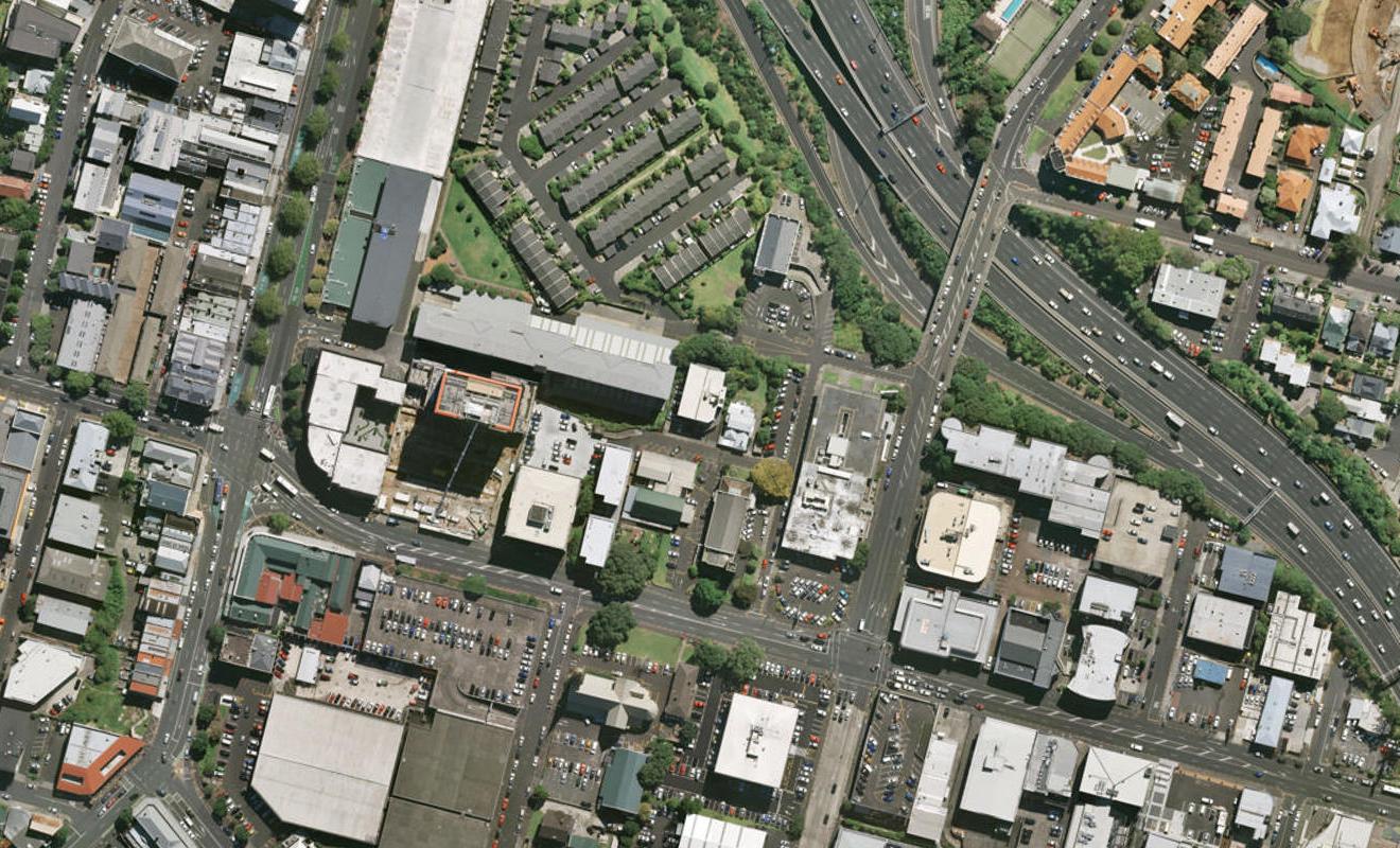 G06/9 Madeira Lane, Grafton, Auckland - Carousel 1