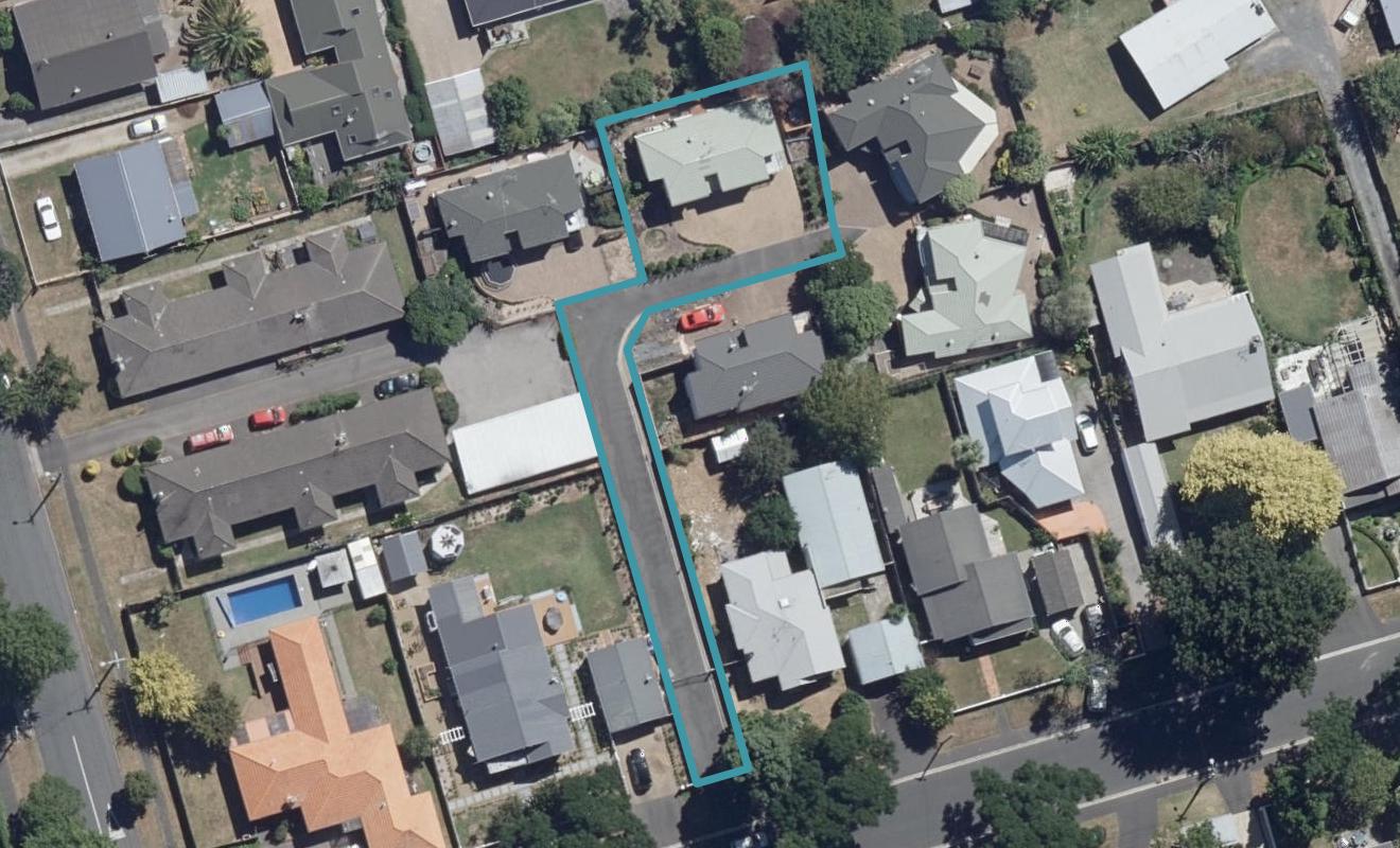 3 Akona Lane, Hamilton East, Hamilton - Carousel 1
