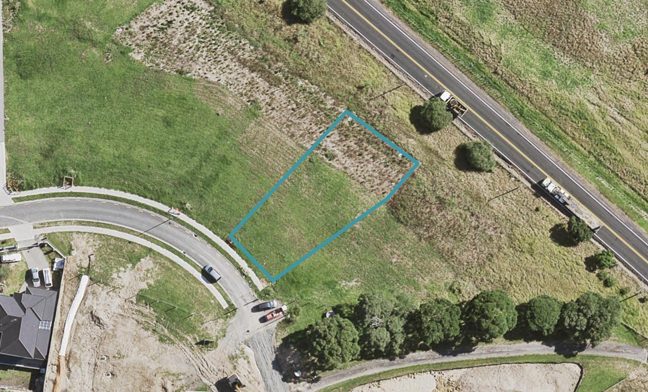 36 Henriette Place, Totara Park, Auckland - Carousel 1
