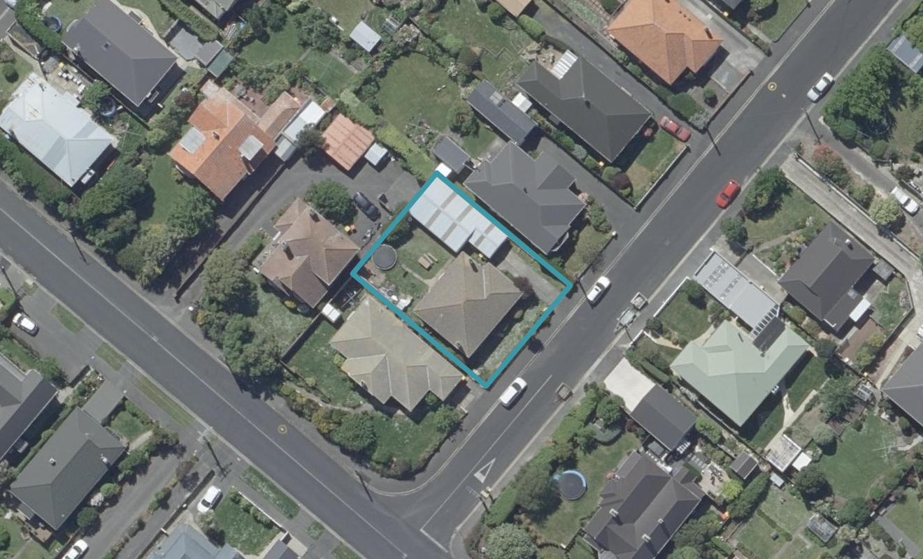 5 Stirling Street, Andersons Bay, Dunedin - Carousel 1