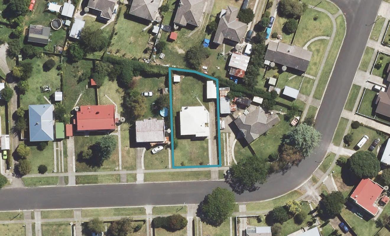 7 Centennial Crescent, Te Hapara, Gisborne - Carousel 1