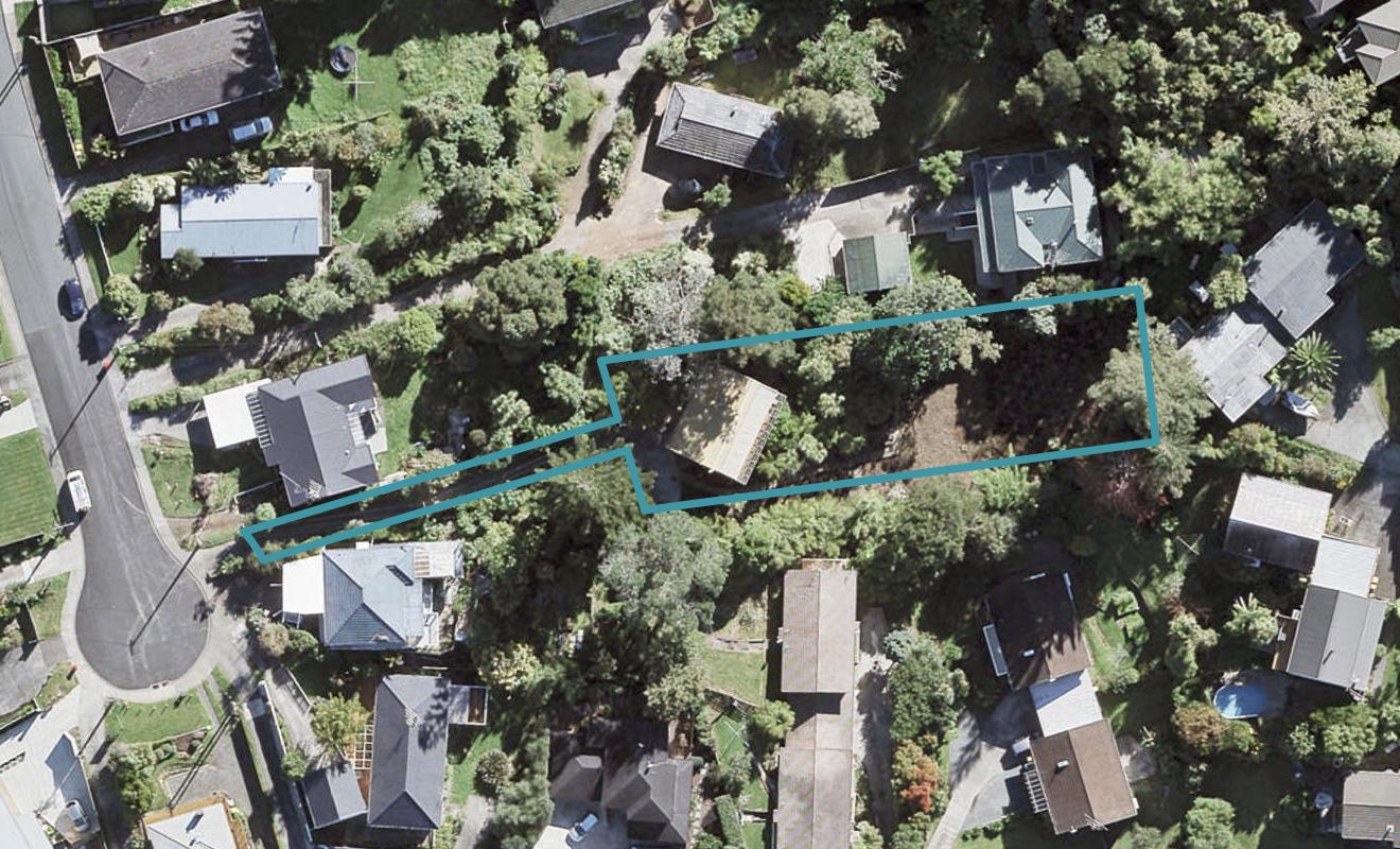 14 Limmer Place, Browns Bay, Auckland - Carousel 1