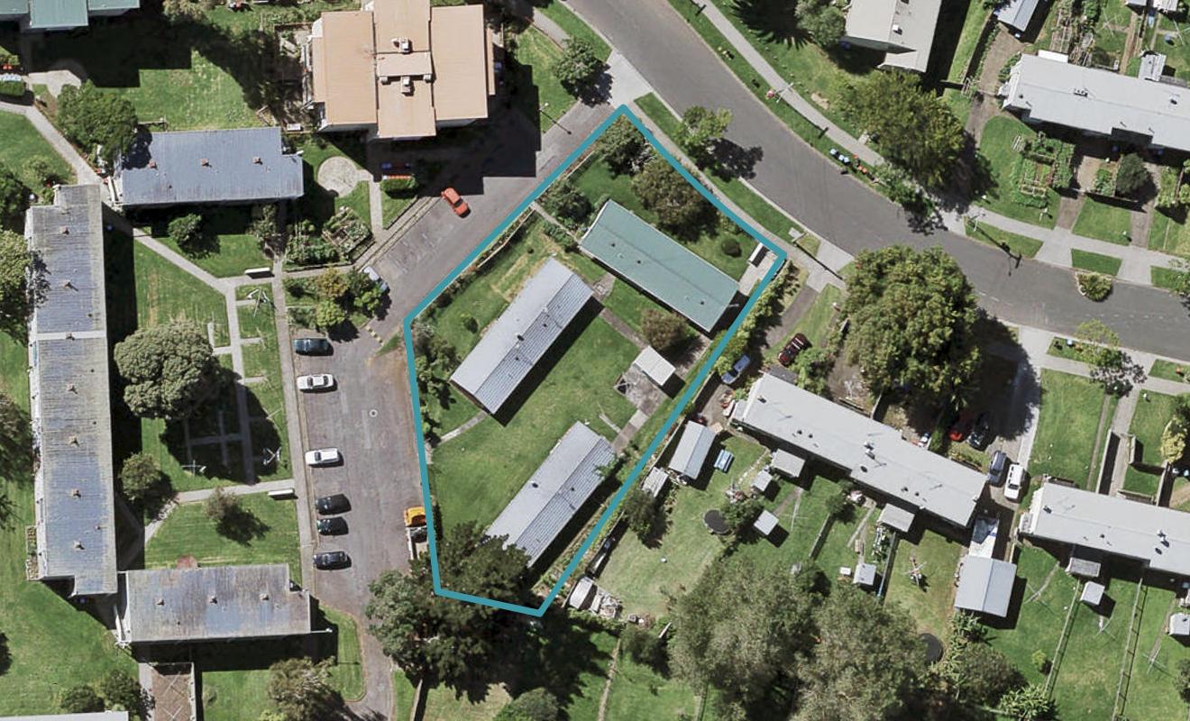 12/11 Maybury Street, Point England, Auckland - Carousel 1