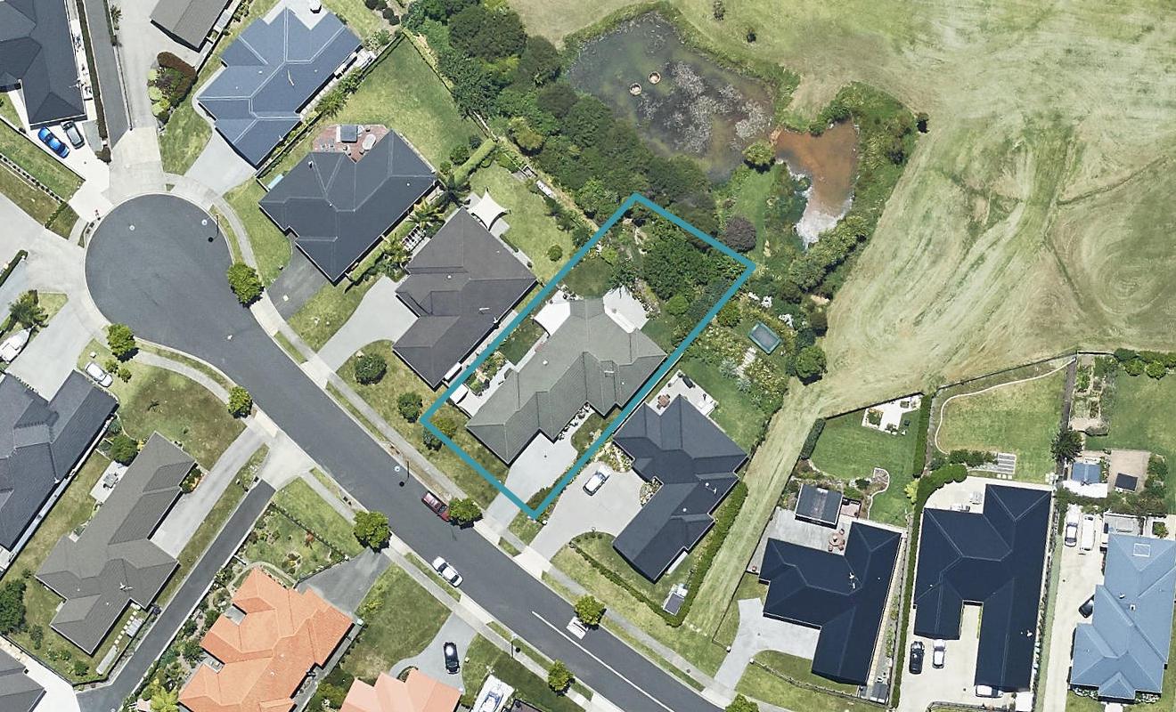 138 Oteki Park Drive, Welcome Bay, Tauranga - Carousel 1