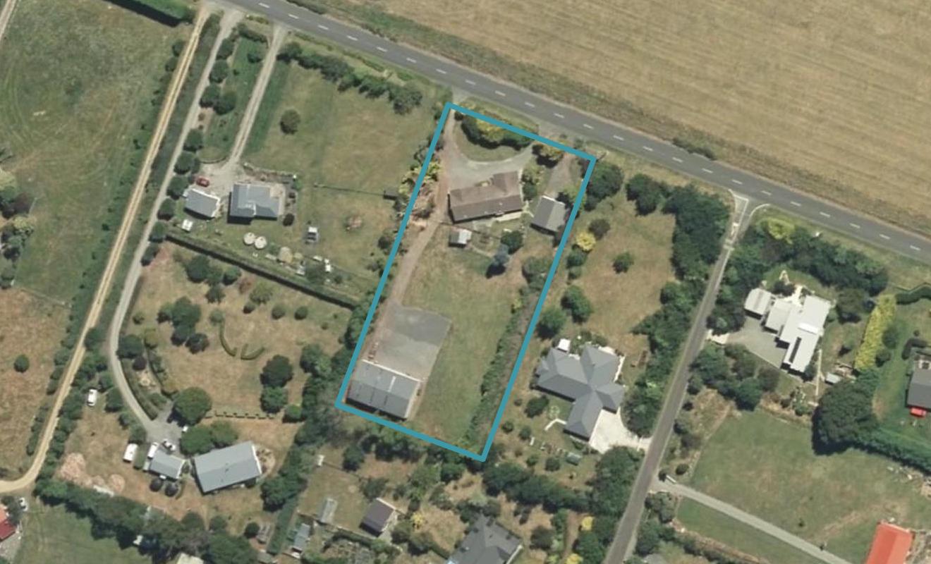 87 Waikawa Beach Road, Manakau, Levin - Carousel 1