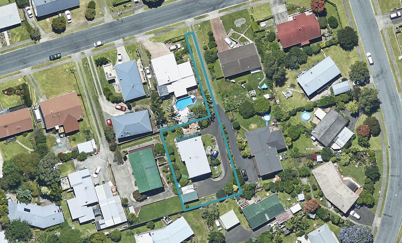 35 Corinna Street, Welcome Bay, Tauranga - Carousel 1