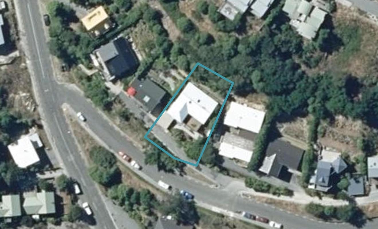 3 McKerrow Place, Sunshine Bay, Queenstown - Carousel 1
