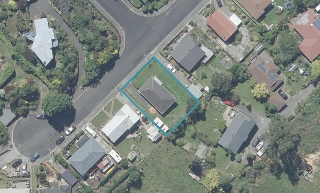 9 Springdon Avenue, Sawyers Bay, Port Chalmers - Carousel 1