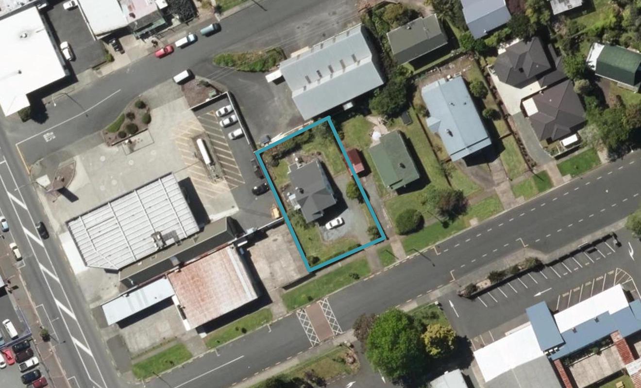 2 Wilkinson Avenue, Kamo, Whangarei - Carousel 1