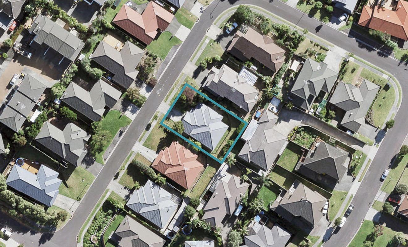 7 Marbella Crescent, Oteha, Auckland - Carousel 1