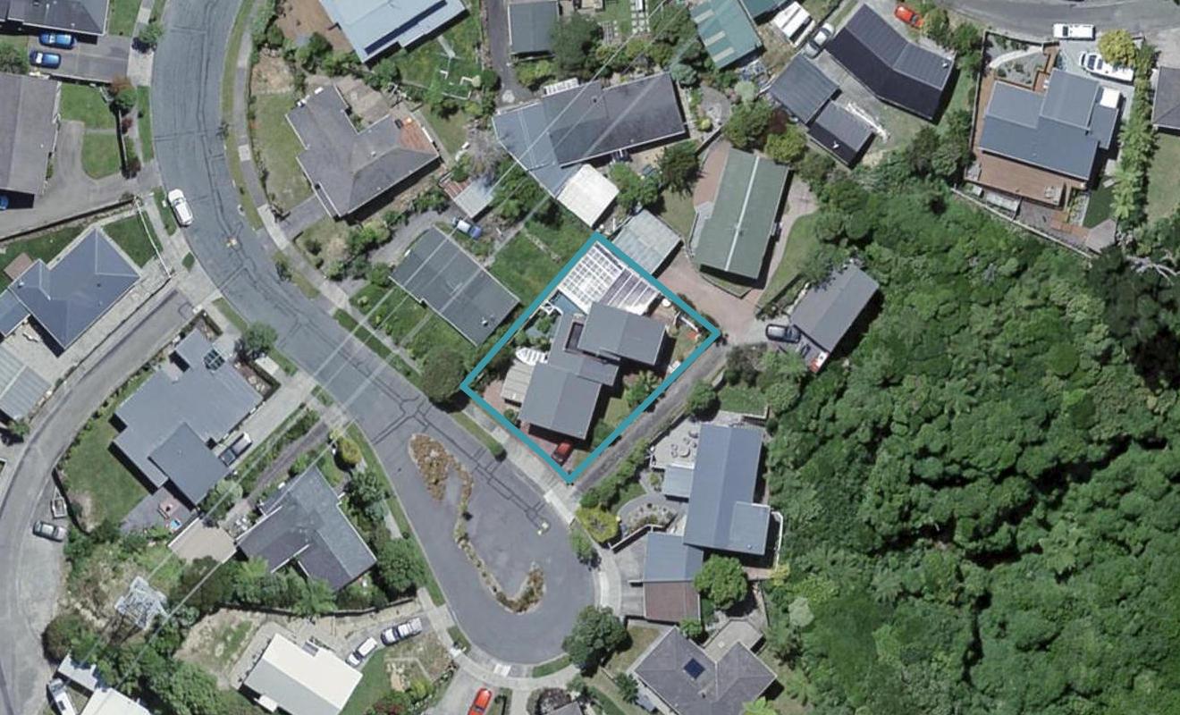 21 John Witton Drive, Crofton Downs, Wellington - Carousel 1
