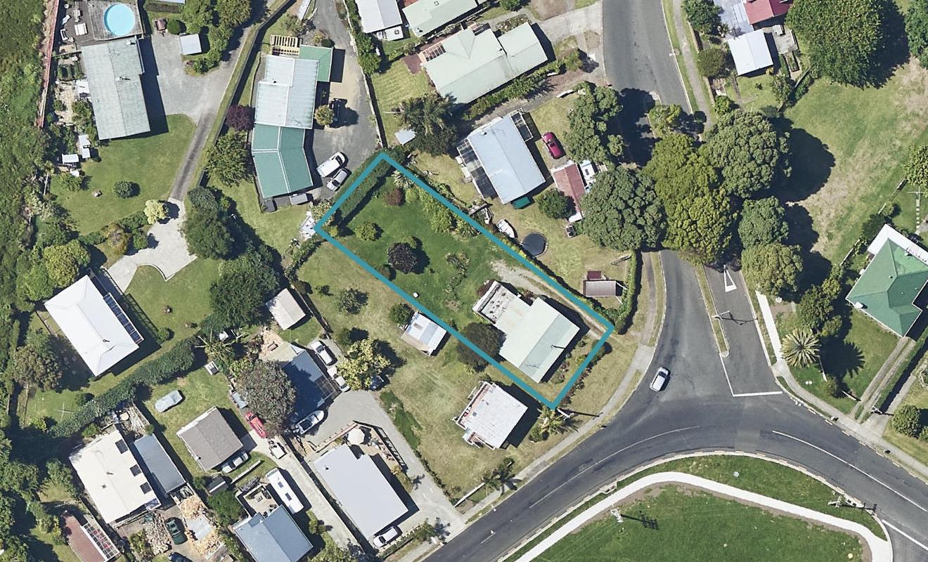52 Athenree Road, Athenree, Katikati - Carousel 1