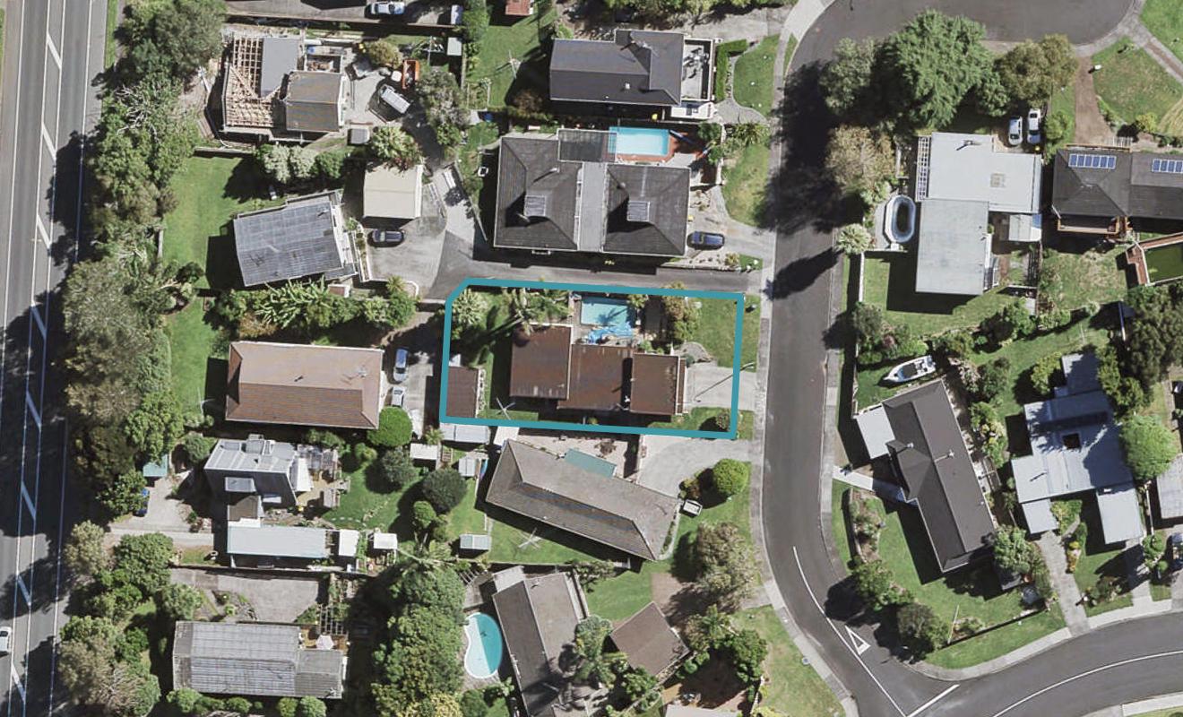 8 Kavanagh Place, Opaheke, Papakura - Carousel 1