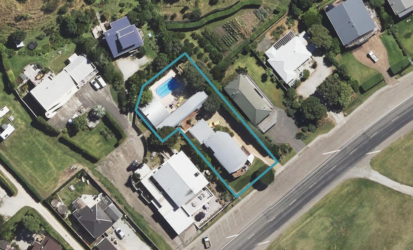 64 Moana Road, Okitu, Gisborne - Carousel 1