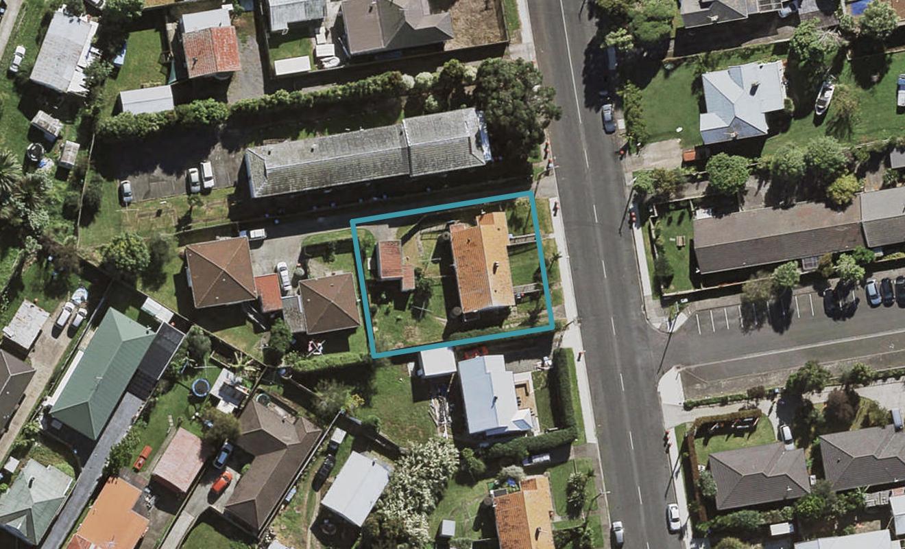 17 Golf Avenue, Otahuhu, Auckland - Carousel 1