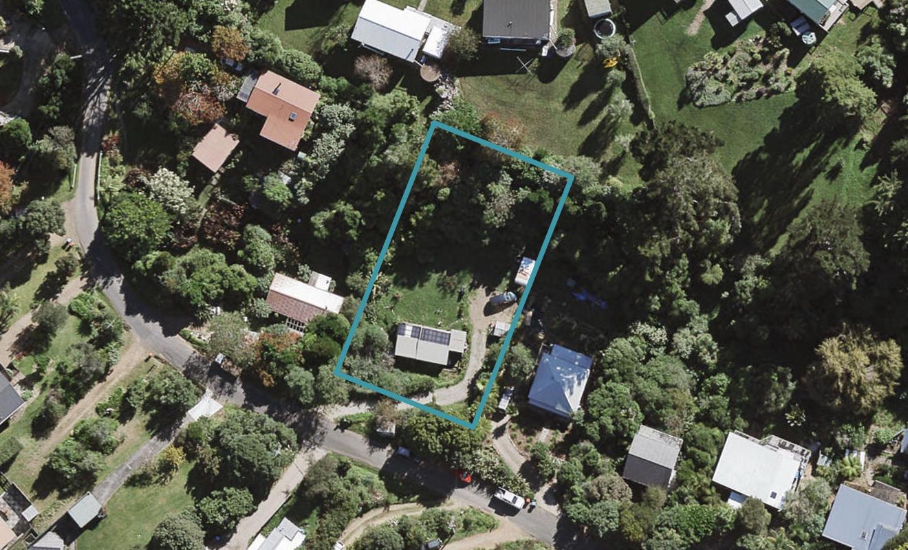17 Trig Hill Road, Onetangi, Waiheke Island - Carousel 1