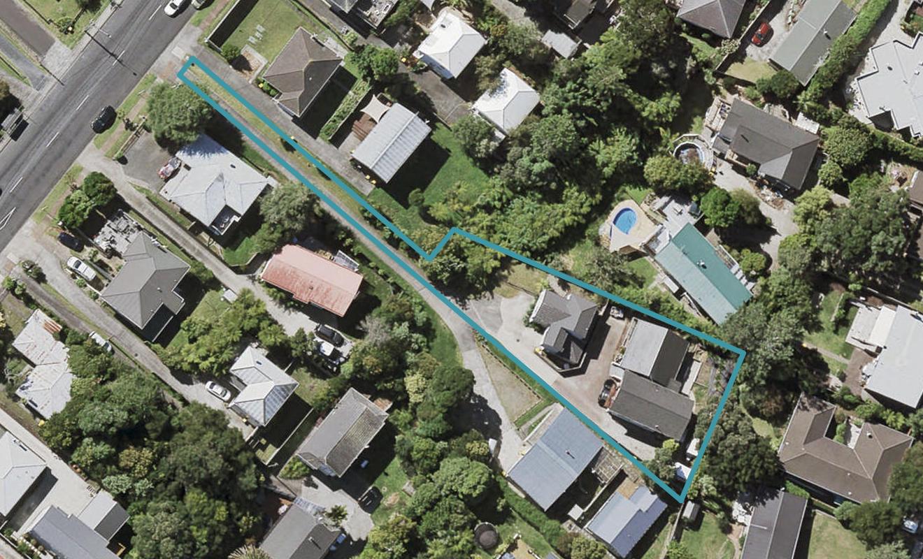 2/31 Sunnynook Road, Forrest Hill, Auckland - Carousel 1