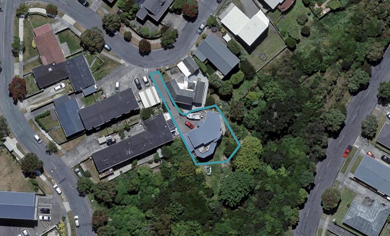 8A Cobar Close, Maupuia, Wellington - Carousel 1