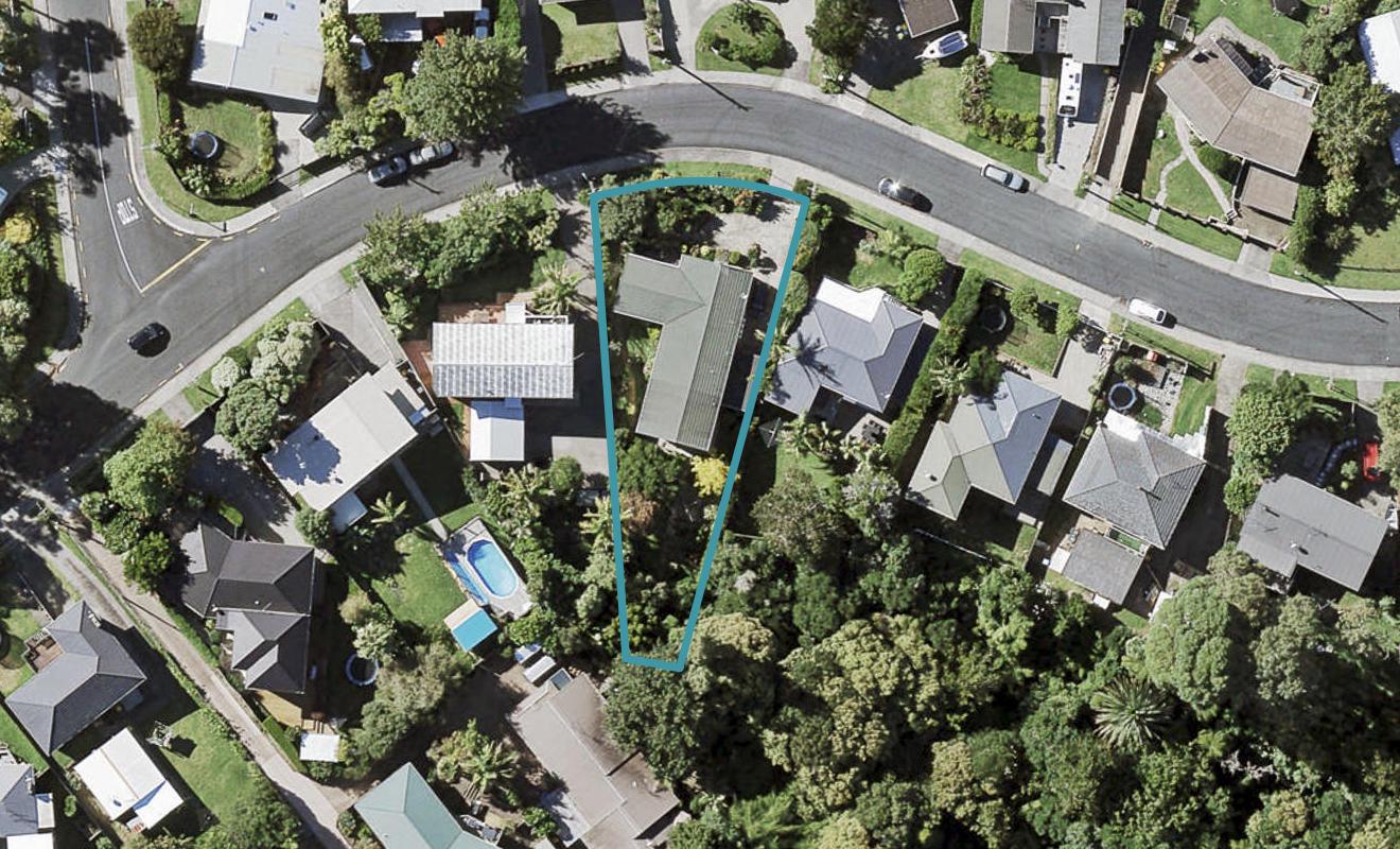 21 Trelawn Place, Cockle Bay, Auckland - Carousel 1