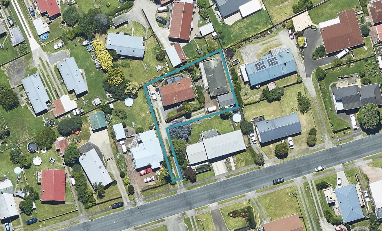 16B Corinna Street, Welcome Bay, Tauranga - Carousel 1