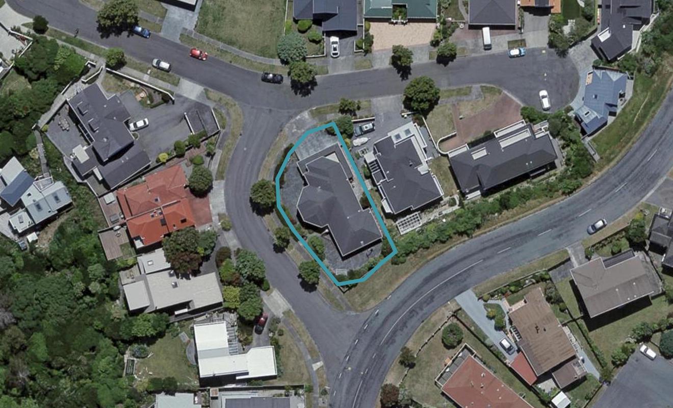 2 Countess Close, Maupuia, Wellington - Carousel 1