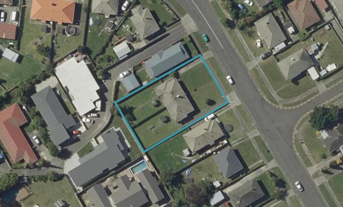 32 Upham Terrace, Roslyn, Palmerston North - Carousel 1