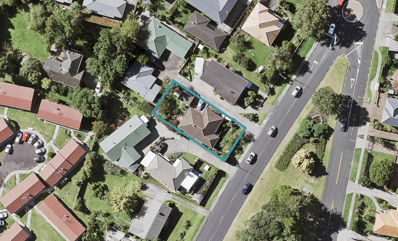 125 Cook Street, Howick, Auckland - Carousel 1