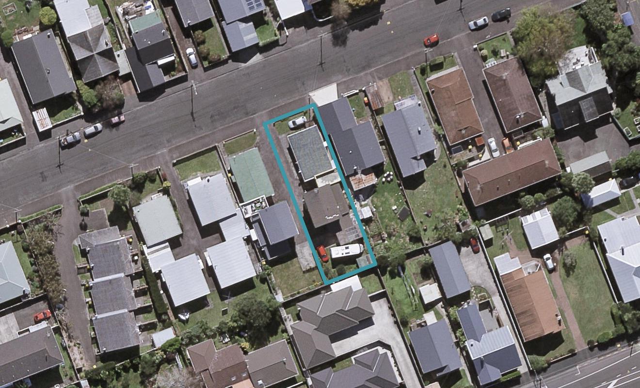 65A Barrett Street, Westown, New Plymouth - Carousel 1