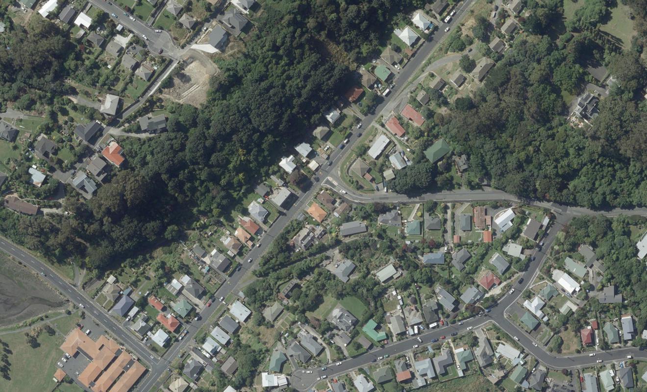 66 Somerville Street, Andersons Bay, Dunedin - Carousel 1