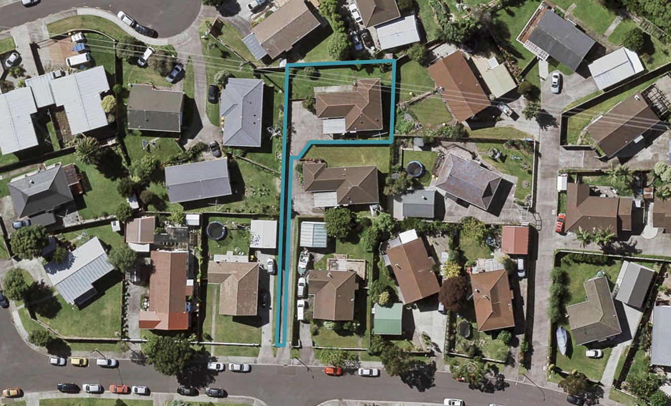 93B Santiago Crescent, Unsworth Heights, Auckland - Carousel 1