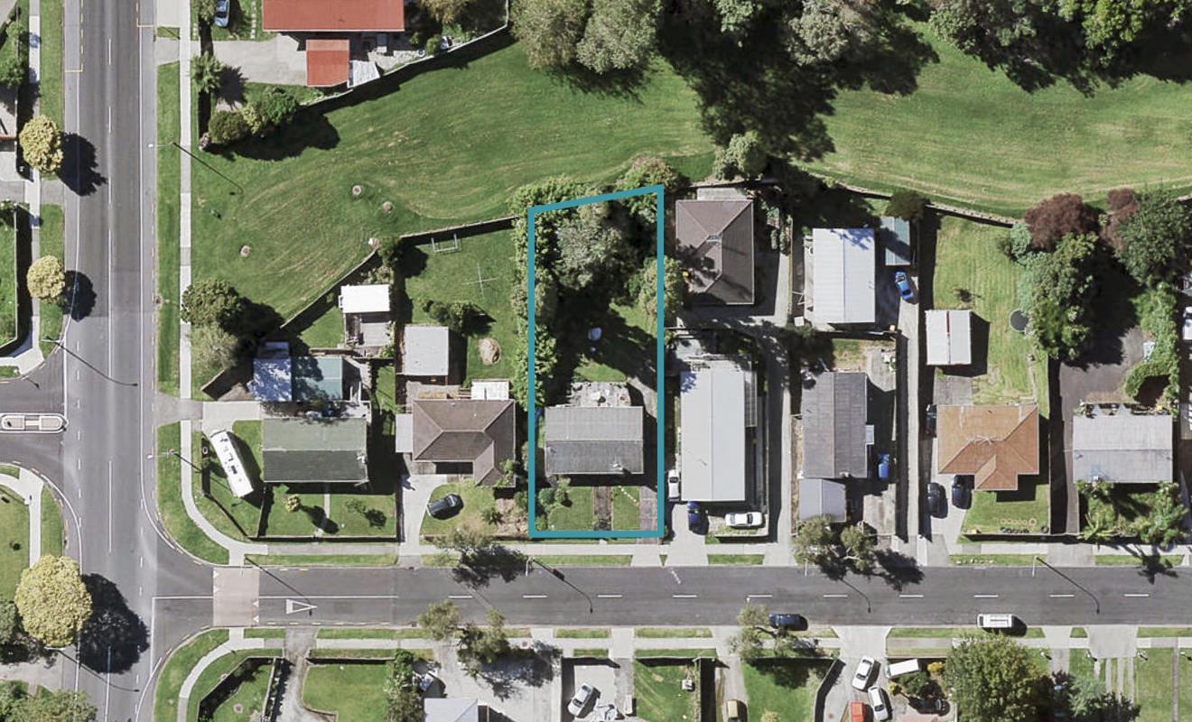 6 Ennis Avenue, Pakuranga Heights, Auckland - Carousel 1