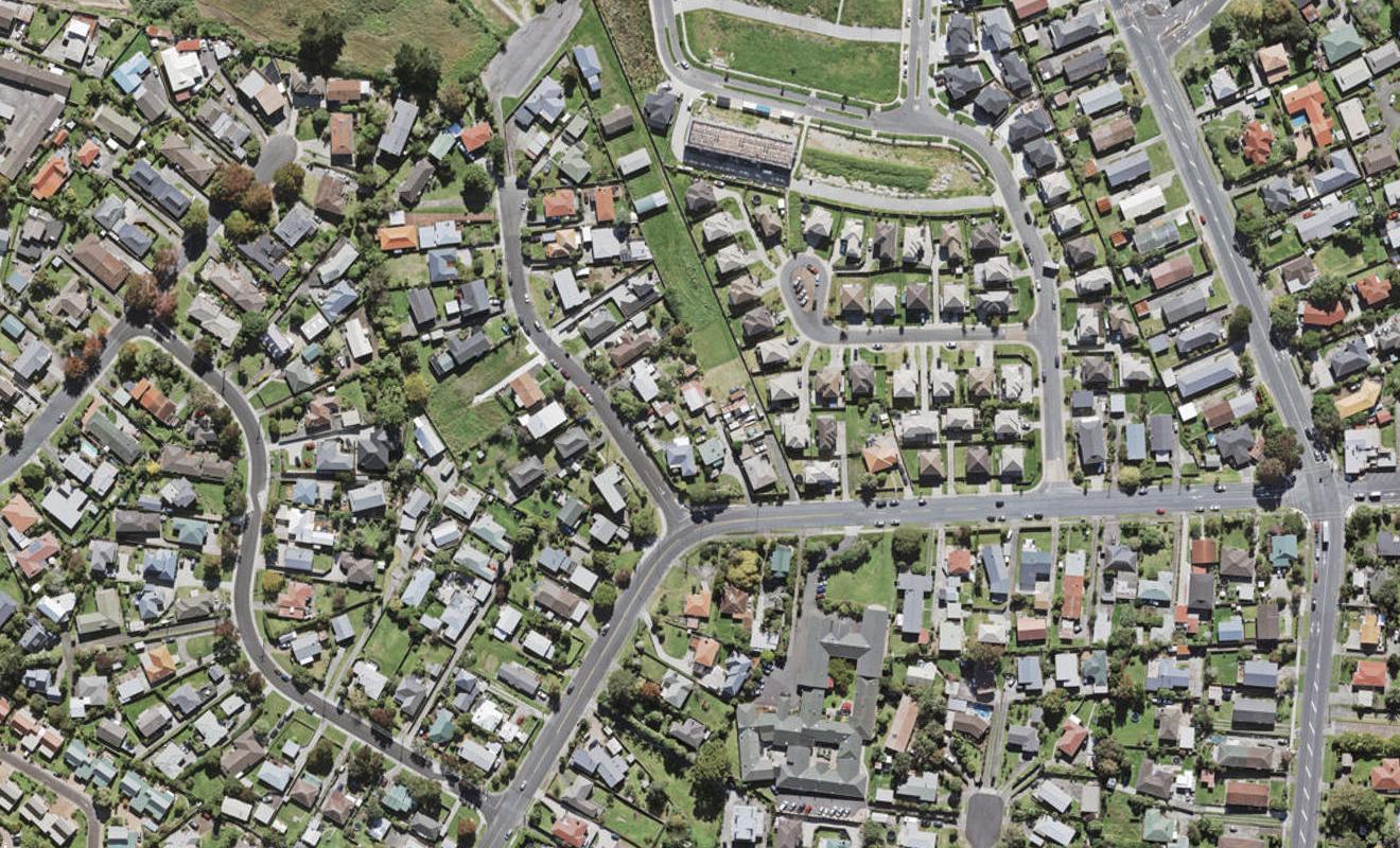 5/76 Mcleod Road, Te Atatū South, Auckland - Carousel 1