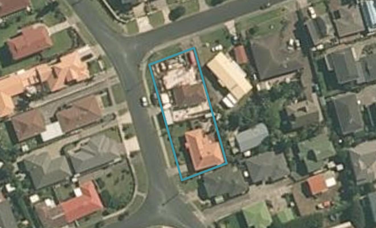 8 Empire Road, Orewa, Orewa - Carousel 1