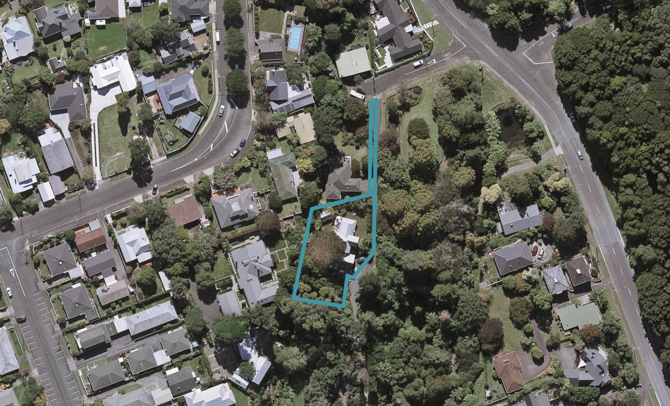 3B Azalea Place, Brooklands, New Plymouth - Carousel 1