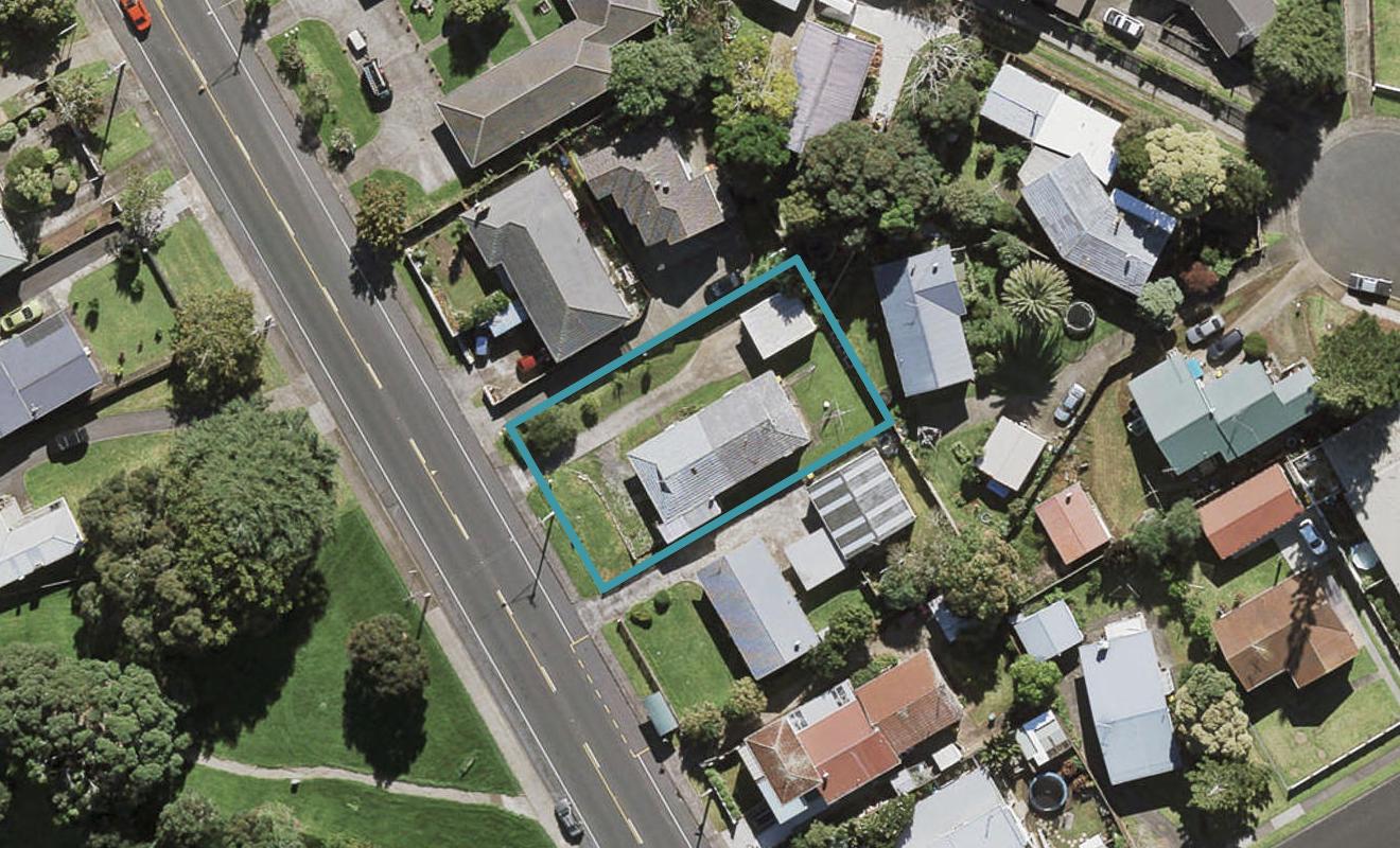 1/89 Coronation Road, Mangere Bridge, Auckland - Carousel 1
