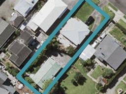 2/12 Corunna Road, Milford, Auckland