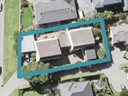 2/11 Huntly Road, Campbells Bay, Auckland