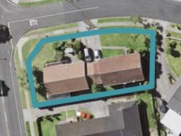 2/1 Raddock Place, Farm Cove, Auckland