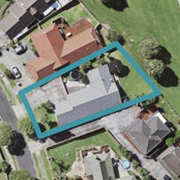 22 Leicester Parade, Somerville, Manukau