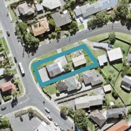 2/987 Beach Road, Torbay, Auckland