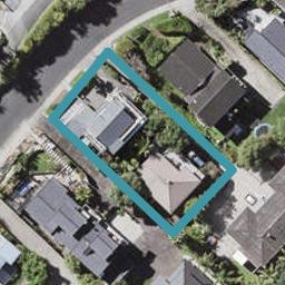 2/12 Commodore Parry Road, Castor Bay, Auckland