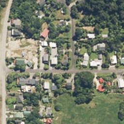 8 Stuart Street, Lake Kaniere, Hokitika