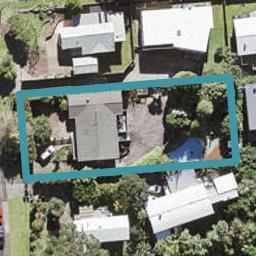18 Harrybrook Road, Green Bay, Auckland
