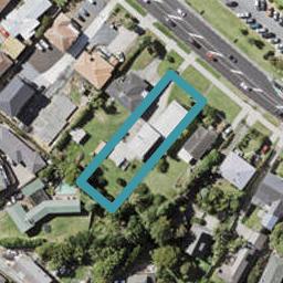 2/300 East Coast Road, Forrest Hill, Auckland