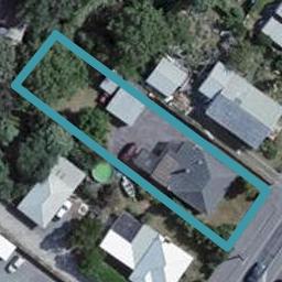 225 High Street North, Carterton