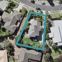 12 Baulcomb Parade, Windsor Park, Auckland