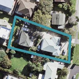 2/940 East Coast Road, Northcross, Auckland