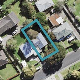 18A Fairclough Road, Beach Haven, Auckland